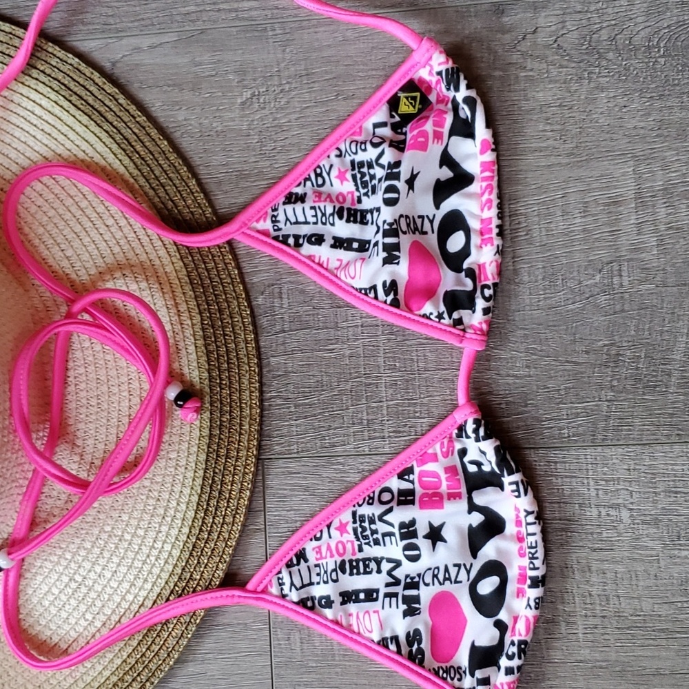 NWT vintage Dangerous curves Love bikini. Size small - Picture 2 of 12